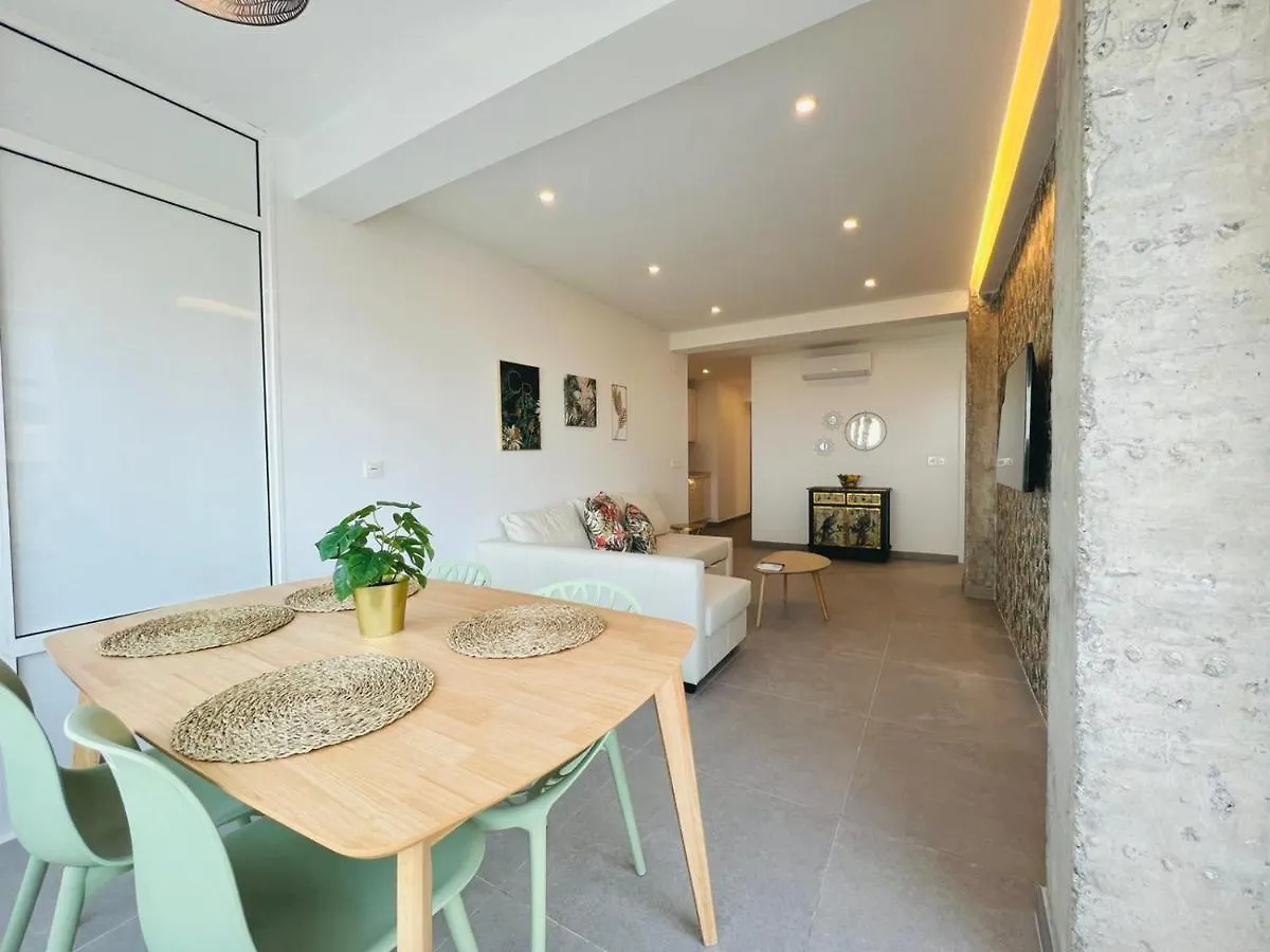 Malagueta Beach I & Private Terrace By Ele Apartments Malaga